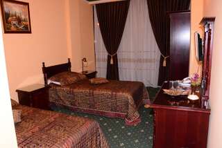 Отель Hotel Central Слобозия Двухместный номер с 2 отдельными кроватями-4